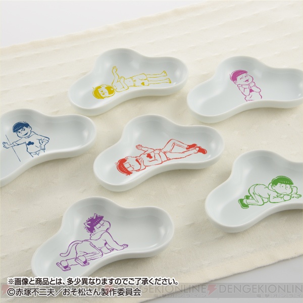 『おそ松さん』描き下ろしの6つ子が“松”型の豆皿になって登場