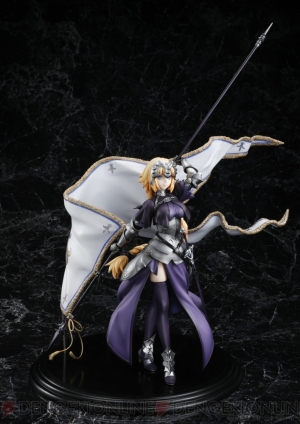 FGO』第二再臨時のジャンヌが1/7スケールフィギュアで登場。電撃屋で予約受付中 - 電撃オンライン