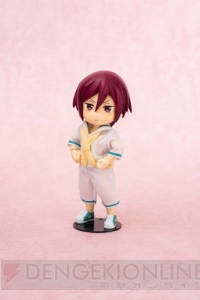 『Free!ES』より松岡凛の『着せかえ・あくしょん！にいてんご』フィギュアが登場