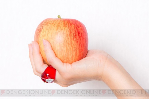 『キンプリ』コラボアクセサリー新作はアナタの指先をパラダ～イス♪にするリンゴ型リング