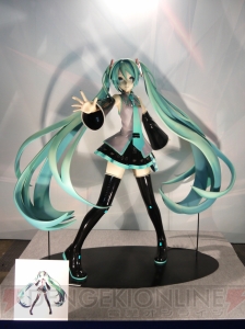 初音ミク“マジカルミライ 2017”でグッスマの新作フィギュアが展示。ミク仕様のTHETAは15分で完売