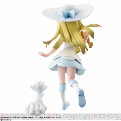 ポケモン サン ムーン リーリエとシロンのフィギュア登場 プレミアムバンダイ限定特典でポスターが付属 電撃オンライン