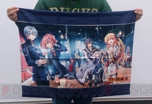 『閃の軌跡III』布製地図ポスターやクロウのコインなどのグッズを“電撃屋冬まつり”で販売