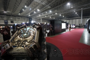 “シャドバフェス！”に巨大バハムート出現。プロリーグ開幕戦やコスプレショーも盛況