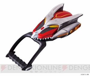 『仮面ライダー龍騎』大人向け仕様のVバックル＆ドラグバイザーが登場。新規の音声が多数収録