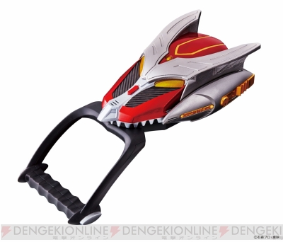 仮面ライダー龍騎』大人向け仕様のVバックル＆ドラグバイザーが登場。新規の音声が多数収録 - 電撃オンライン