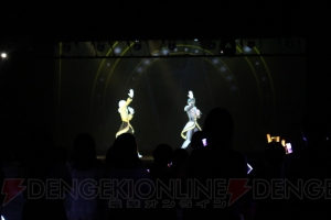 DearDreamとKUROFUNEのジョイントライブ再々公演＆ハイタッチ会をレポート♪