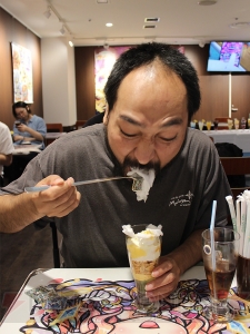 『コトダマン』コラボカフェ試食会レポ。ニューワードのパフェやアゲポンのうどんのお味は!?