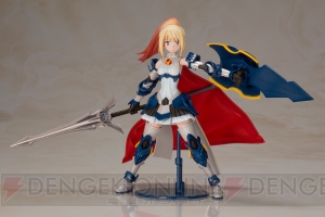 『装甲娘』“LBCS：アキレス ミカヅキカリナ”のプラモデルが登場。布製マントやランス＆シールドが付属