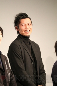 初日舞台挨拶レポート！ 鈴木拡樹さんら出演『映画刀剣乱舞』大ヒット祈願鏡開きで大盛り上がり