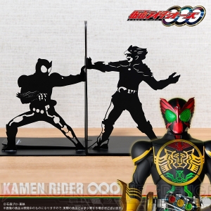 平成仮面ライダー『555』『電王』『W』『オーズ/OOO』のブックエンド登場。象徴的なシーンをシルエットで表現