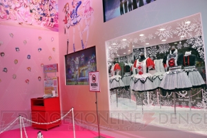 『スクフェス』“Saint Snow”の衣装が展示されたKLabGamesブースの模様をお届け【AJ 2019】