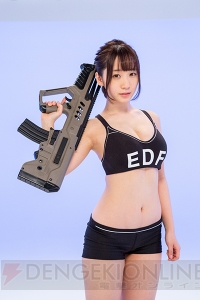 コスプレイヤー・伊織もえがEDF体操で入隊希望者を募集！ 『EDF:IR』のCM制作の裏側に迫る【電撃PS】