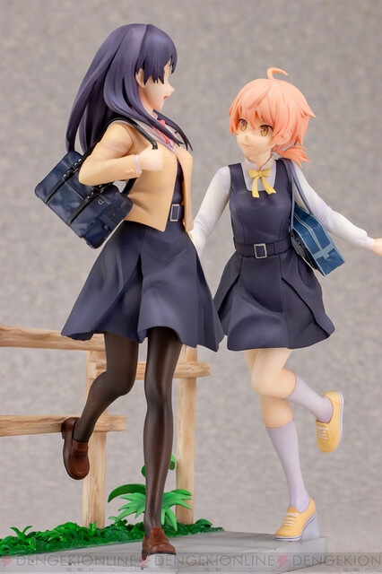 『やがて君になる』手をつないだ侑と燈子のフィギュアが9月発売 - 電撃オンライン