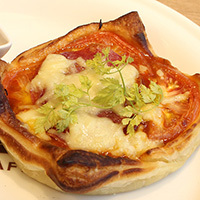 『DMC5』コラボカフェ