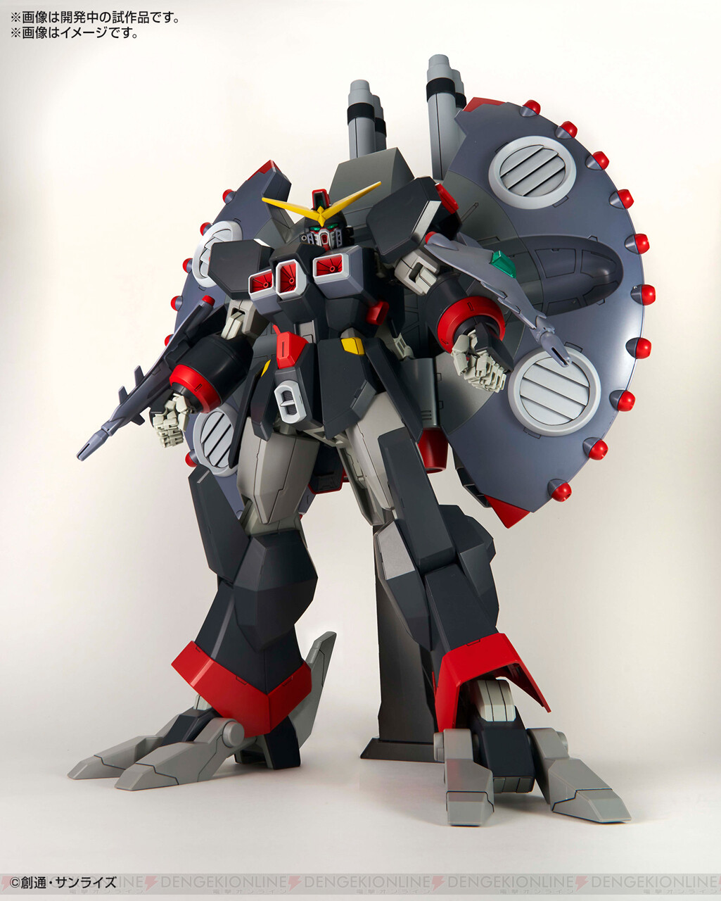 全高約39cmの迫る脅威！『ガンダムSEED DESTINY』のガンプラ“HG 1/144