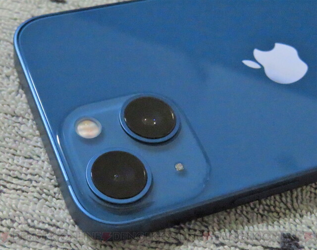 iPhone 13 mini開封。同じブルーでも12と色味が違う！ - 電撃オンライン
