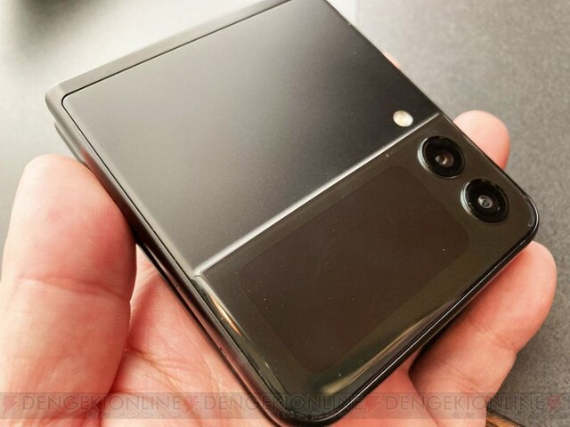 現代の“折りたたみケータイ”『Galaxy Z Flip3 5G』は何がスゴイのか？