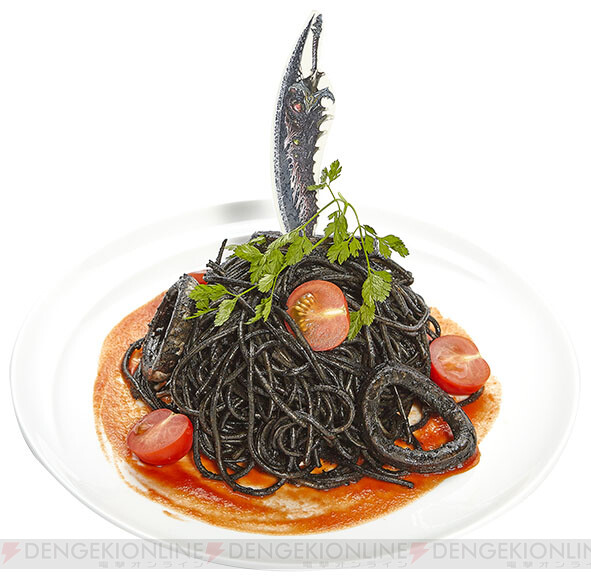 DMC5』コラボカフェ、ダンテのピザの試食レポ。キャラモチーフの香水も