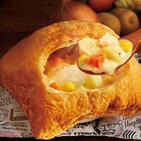 チキンクリームポットパイ