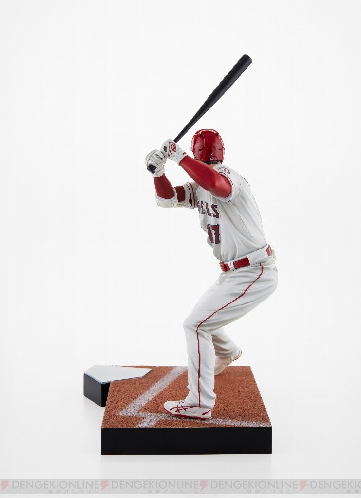 大谷翔平選手の超精巧なフィギュアが投/打の2種類で発売！ - 電撃