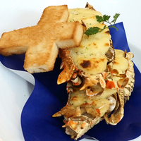 『ガール・カフェ・ガン』