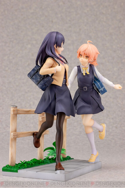 やがて君になる』手をつないだ侑と燈子のフィギュアが9月発売 - 電撃