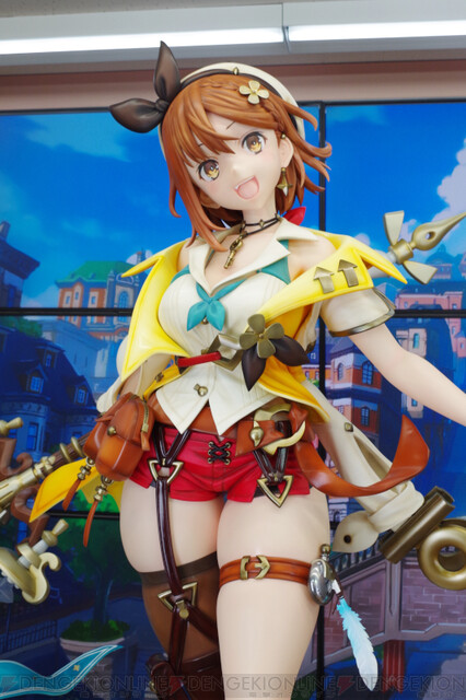 ライザ2 伊織もえさんがライザの気になったところを告白 フィギュア公開イベント 撮影会レポ 電撃オンライン