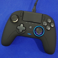 『レボリューション アンリミテッド プロ コントローラー』