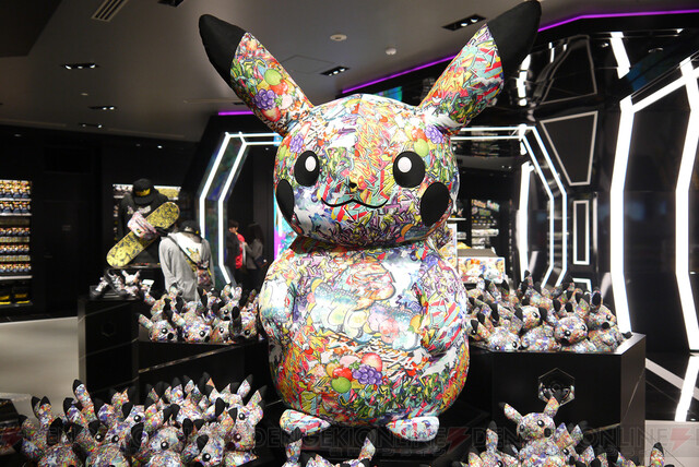 【未使用品超レア】ポケモン✖️スワロフスキーコラボ　ポケモンアートswalovski