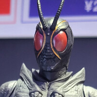 『NARIKIRI WORLD（なりきりワールド）』